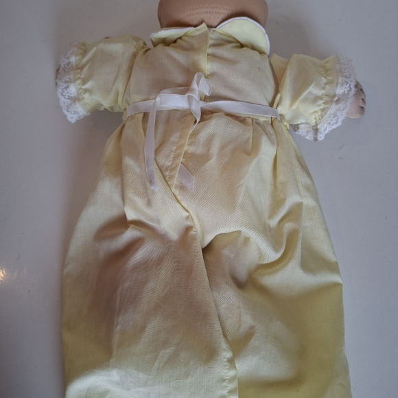 Vintage Cabbage Patch Kids Baby Doll - Picture 2 of 3